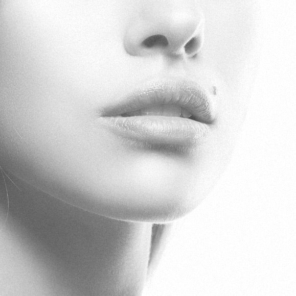 Tinted & Untinted Youthfull Lip Replenisher